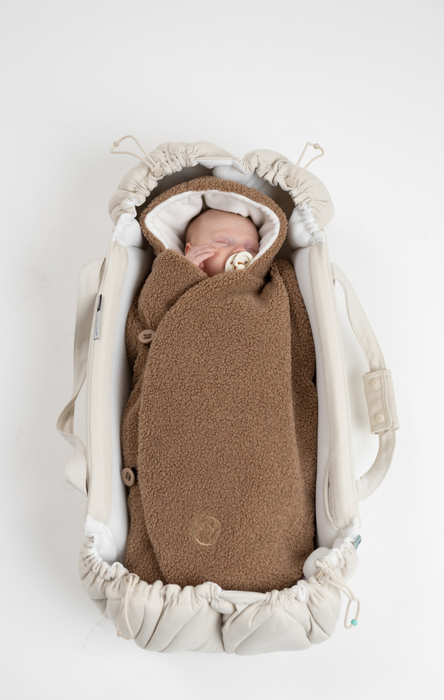 272_79b665ffc3-n079-051-05-