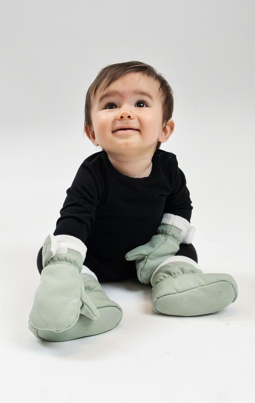 Baby Gloves Agave Green