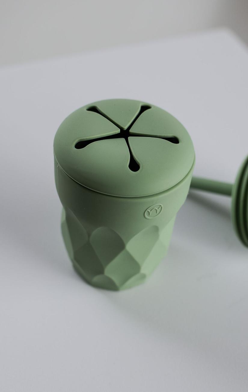 Gobelet pour enfant avec paille & couvercle pour goûter
